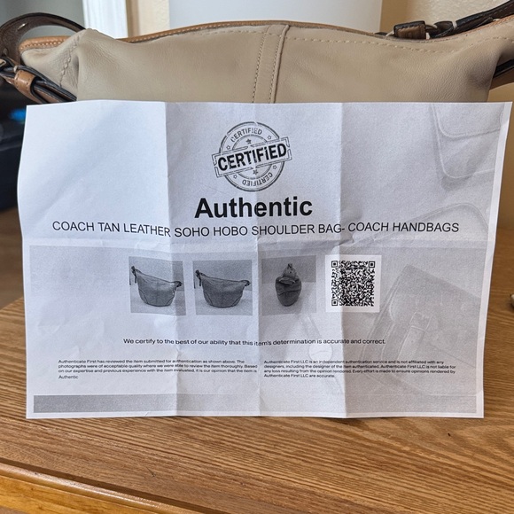 Coach  Hobo Bag with COA - Picture 2 of 9